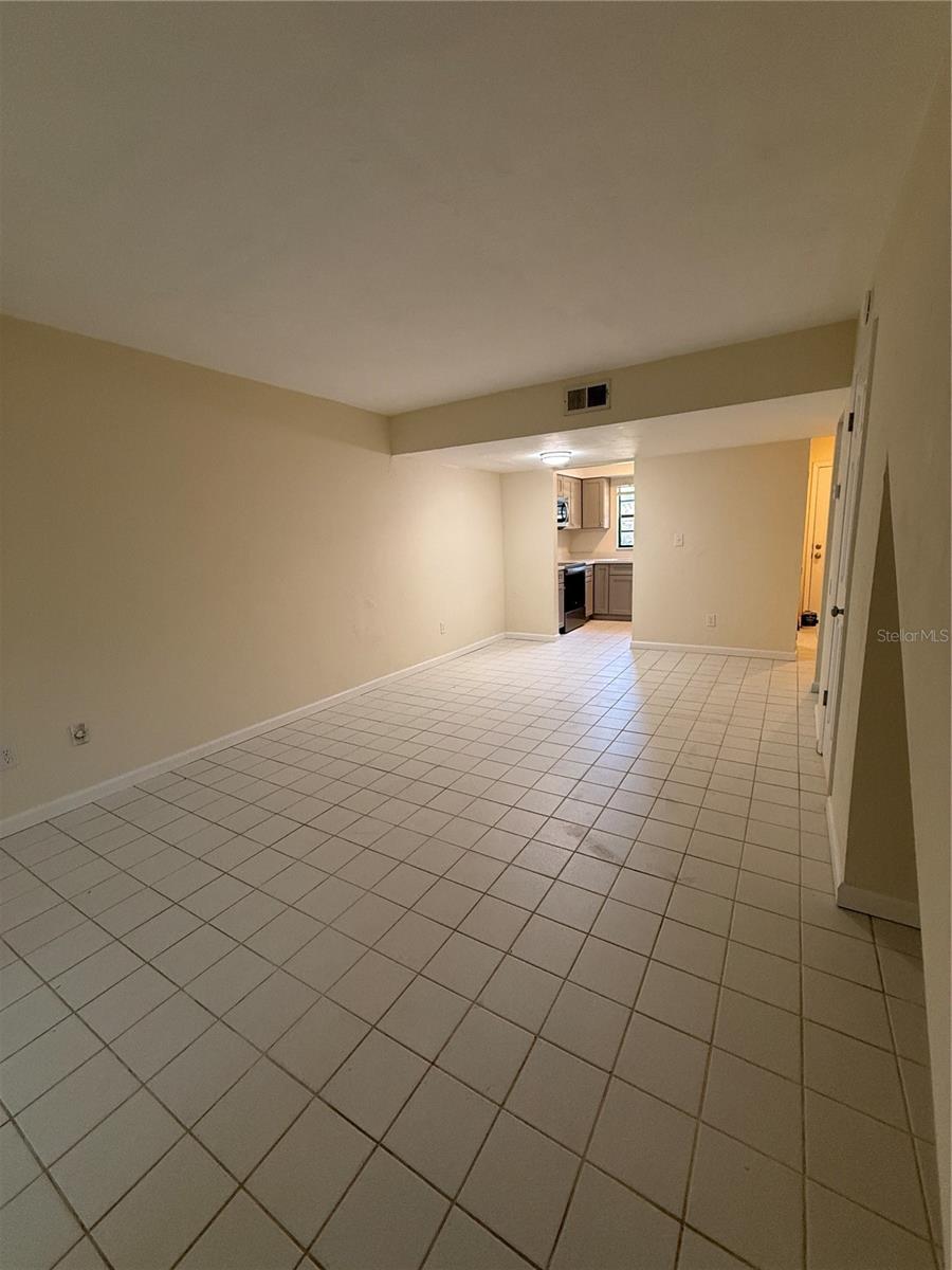 SUGARFOOT OAKS/LINTON OAKS - Residential Lease