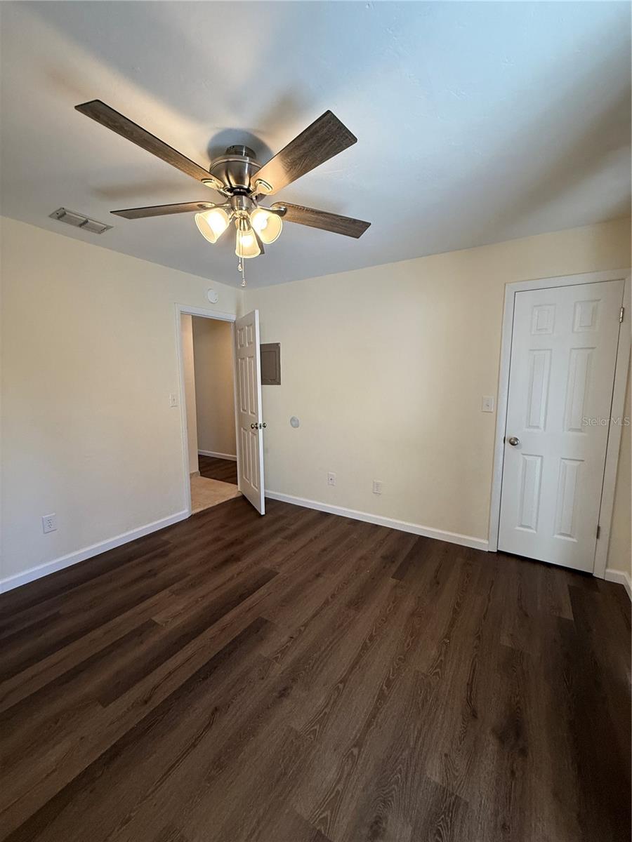 SUGARFOOT OAKS/LINTON OAKS - Residential Lease