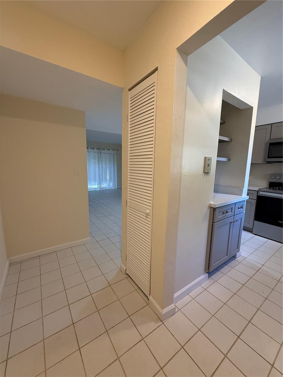 SUGARFOOT OAKS/LINTON OAKS - Residential Lease