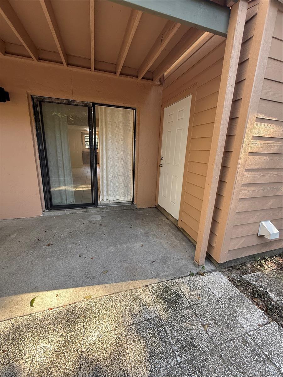 SUGARFOOT OAKS/LINTON OAKS - Residential Lease