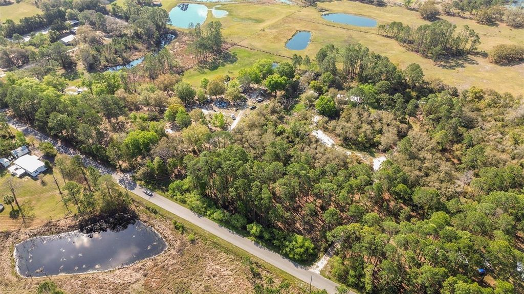 Photo of 32404 Highland Lakes Road, Deland, FL 32720 (MLS # G5110288)