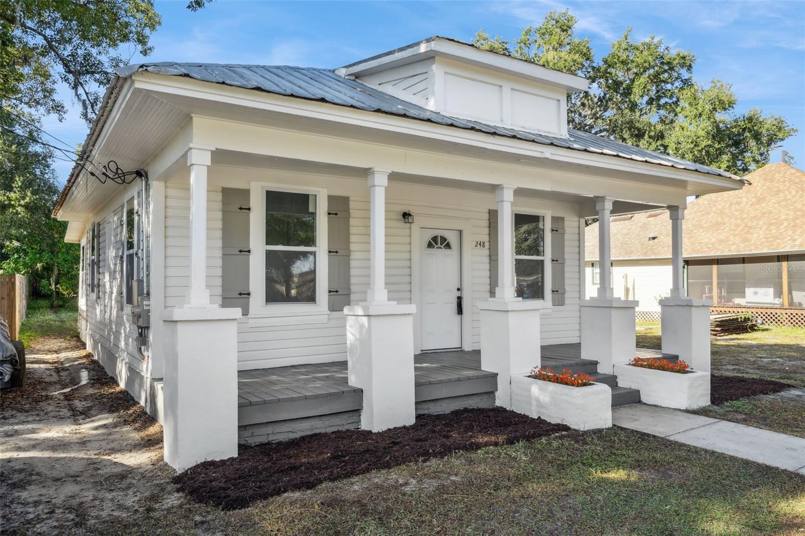 248 E MAGNOLIA STREET