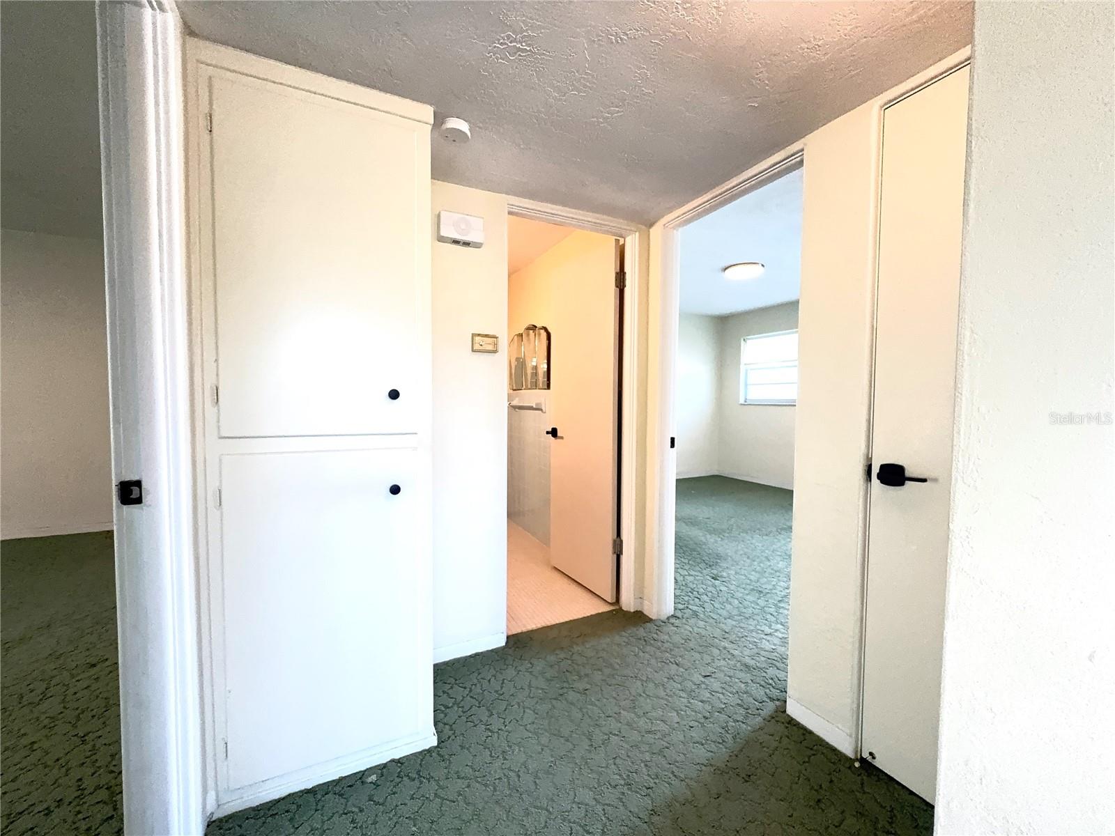 ON TOP OF THE WORLD - Residential