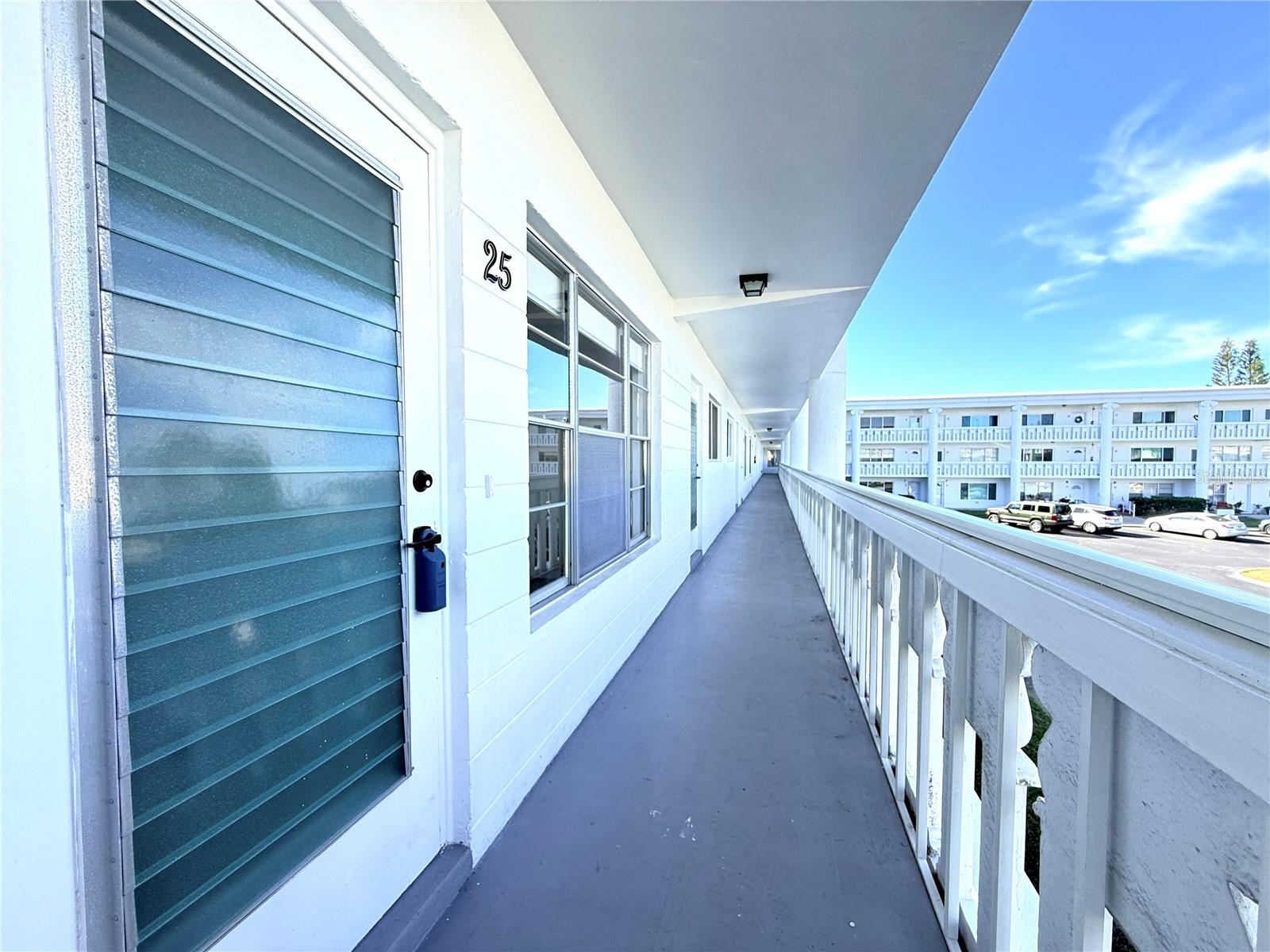 ON TOP OF THE WORLD - Residential