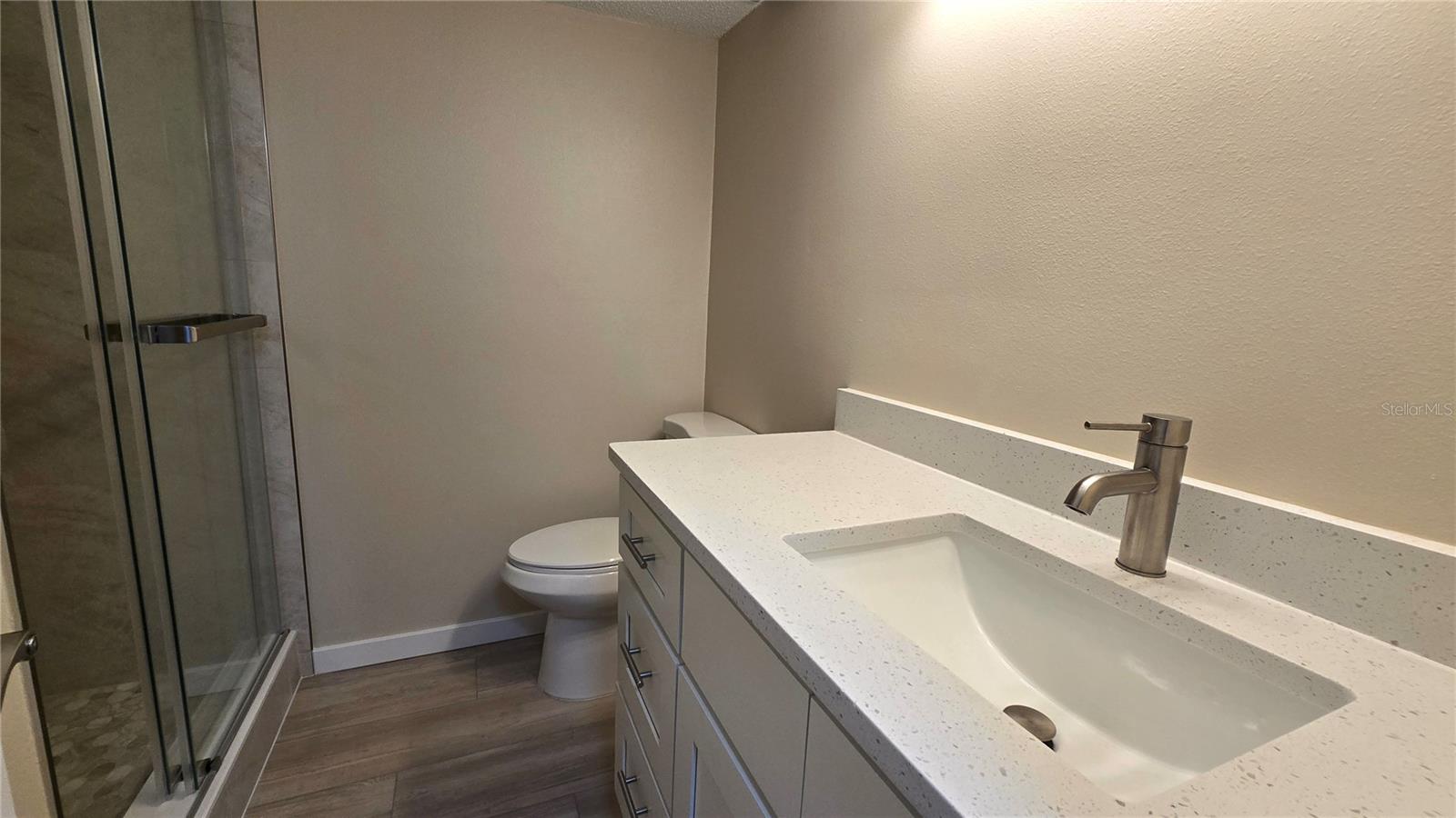 PENTHOUSE SHORES CONDO - Residential