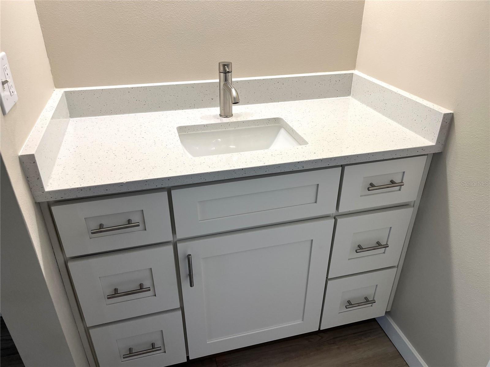 PENTHOUSE SHORES CONDO - Residential