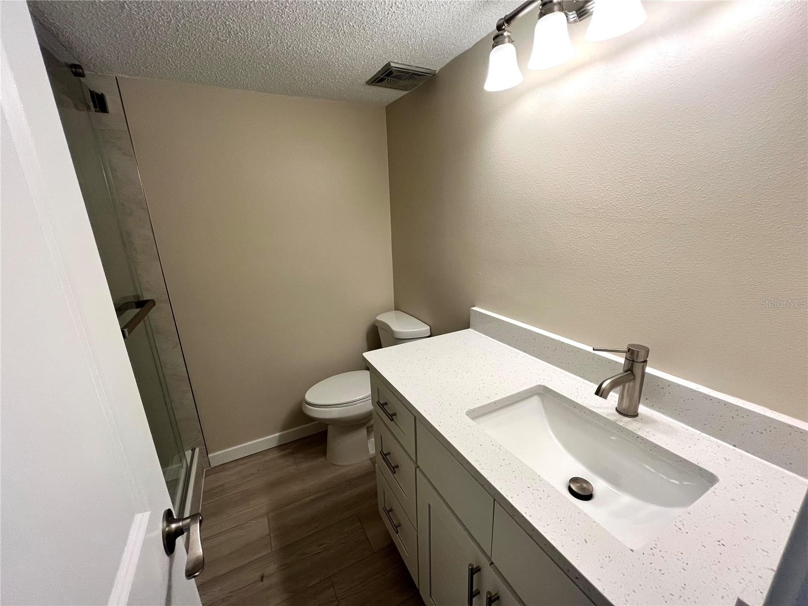 PENTHOUSE SHORES CONDO - Residential