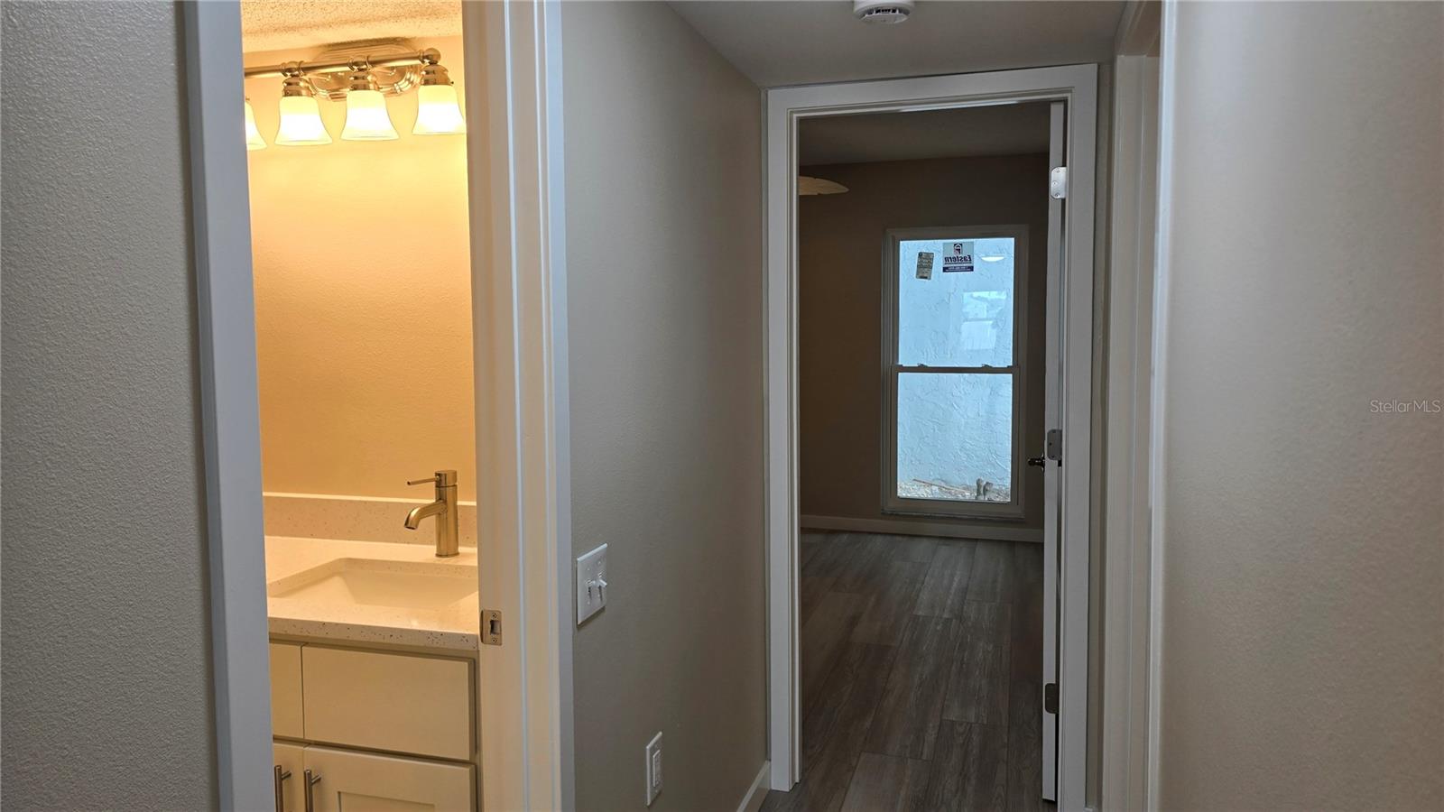 PENTHOUSE SHORES CONDO - Residential