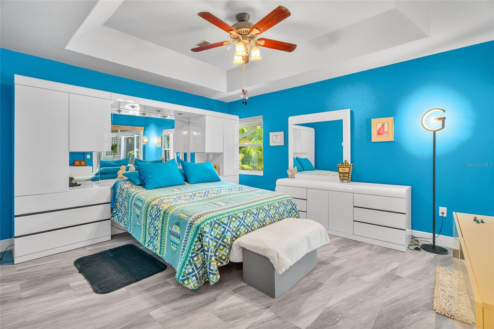SORRENTO CAY - Residential