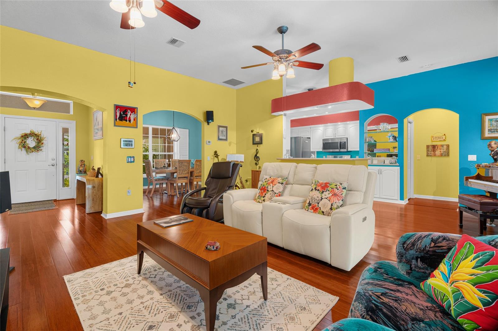 SORRENTO CAY - Residential