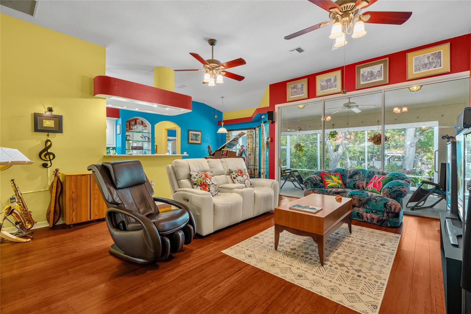 SORRENTO CAY - Residential