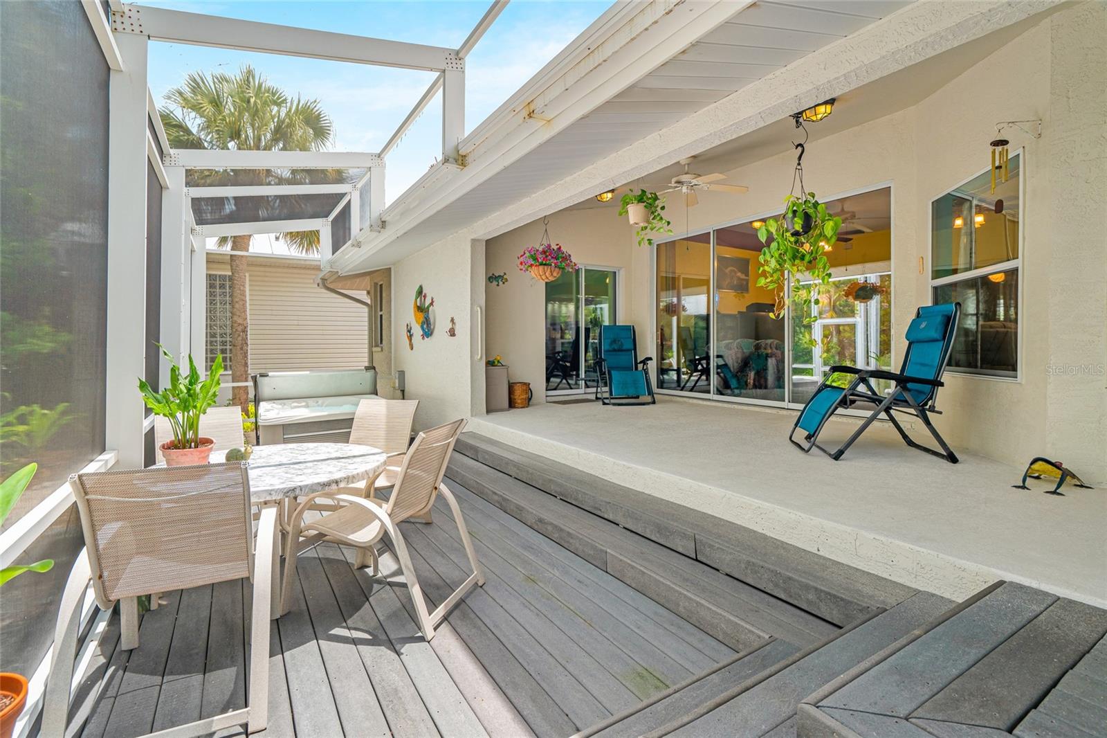 SORRENTO CAY - Residential