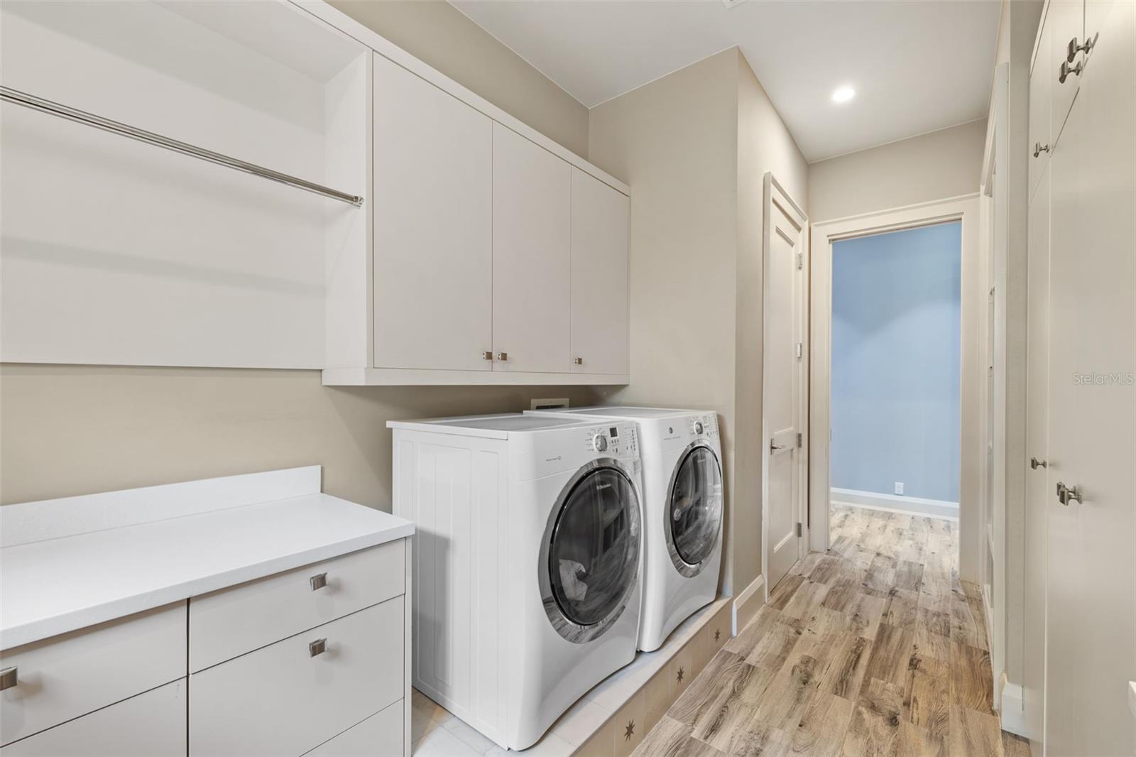 BAYSHORE ESTATES 3 - Residential