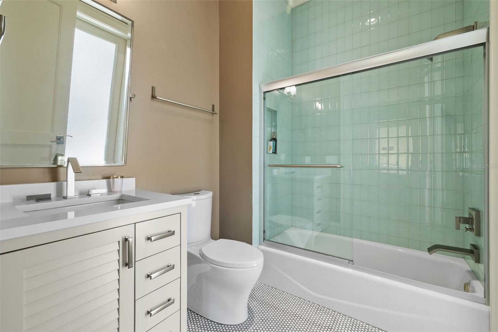 BAYSHORE ESTATES 3 - Residential