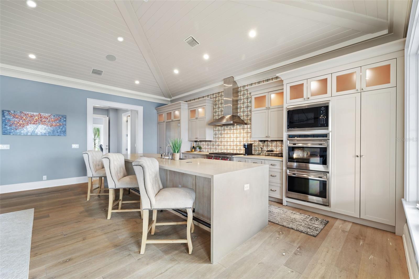 BAYSHORE ESTATES 3 - Residential