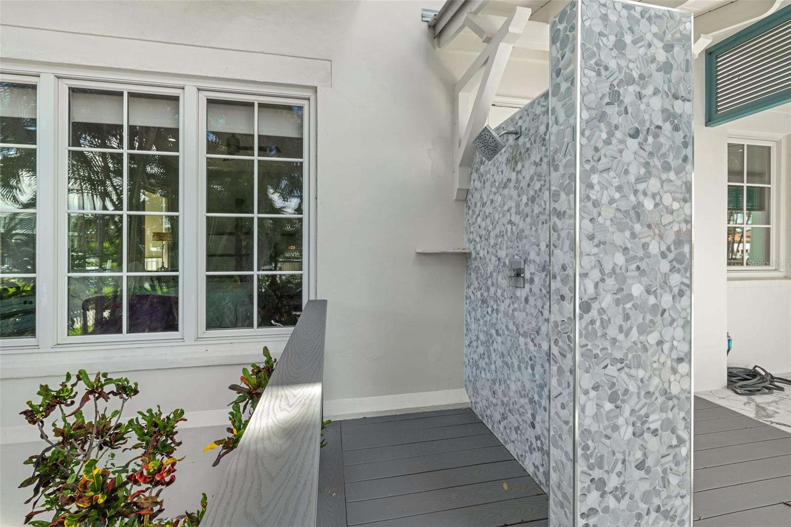 BAYSHORE ESTATES 3 - Residential