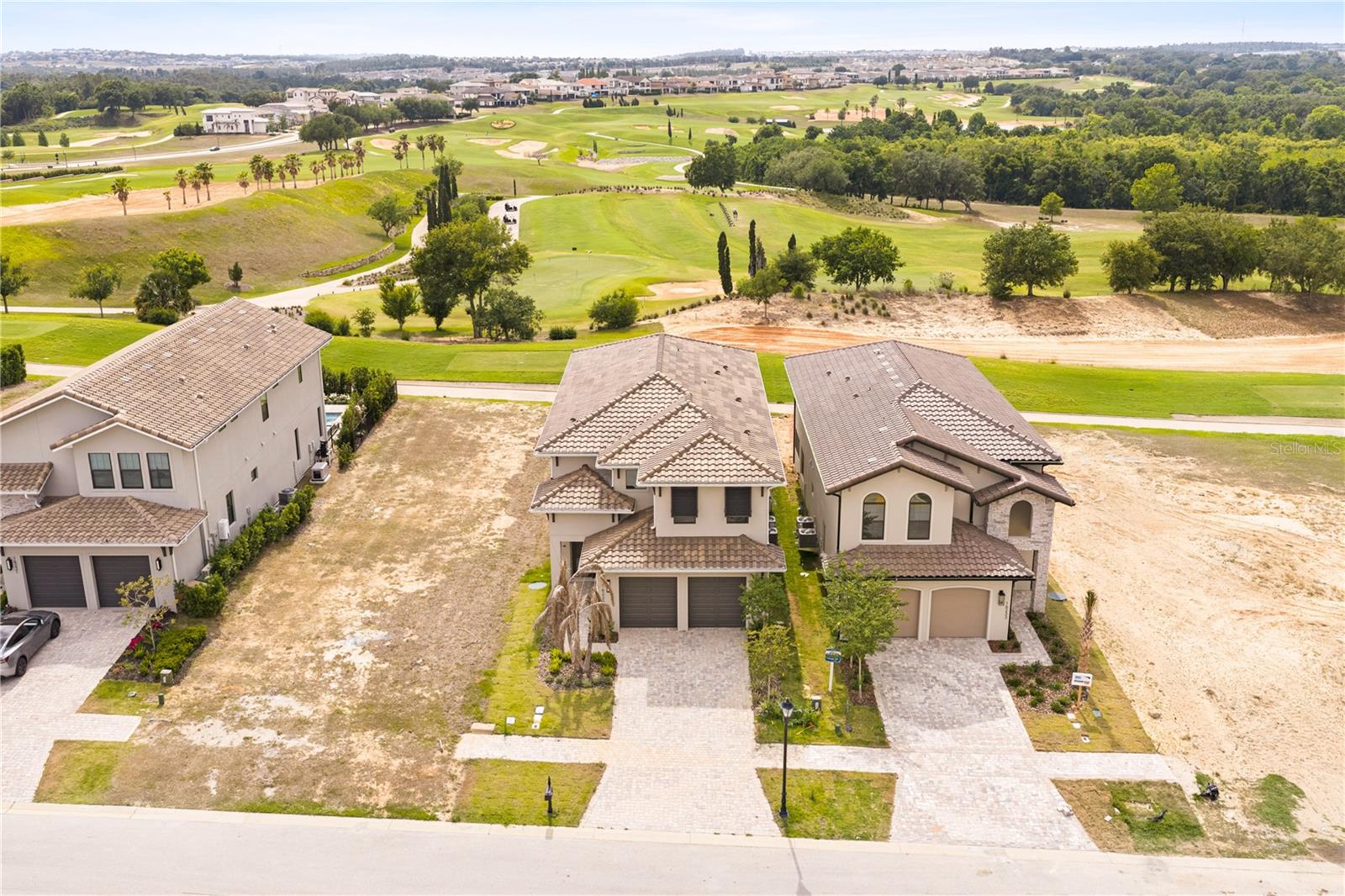BELLA COLLINA WEST SUB - Residential