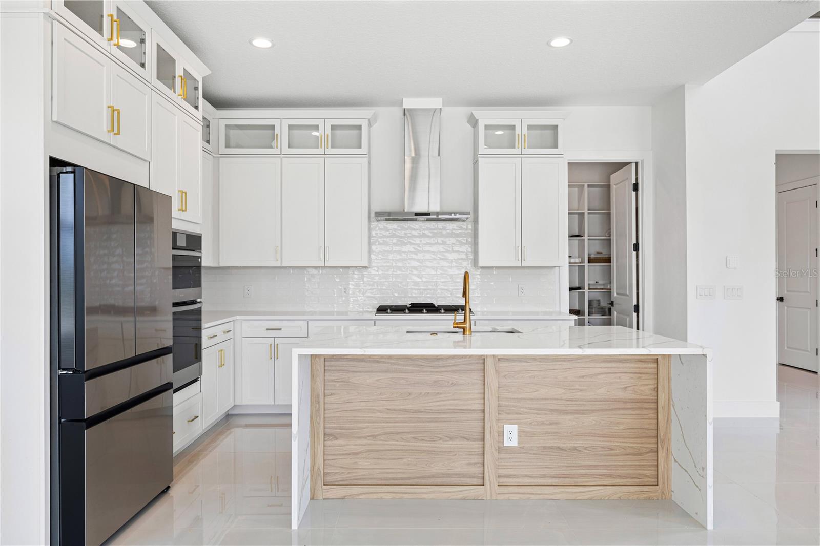 BELLA COLLINA WEST SUB - Residential
