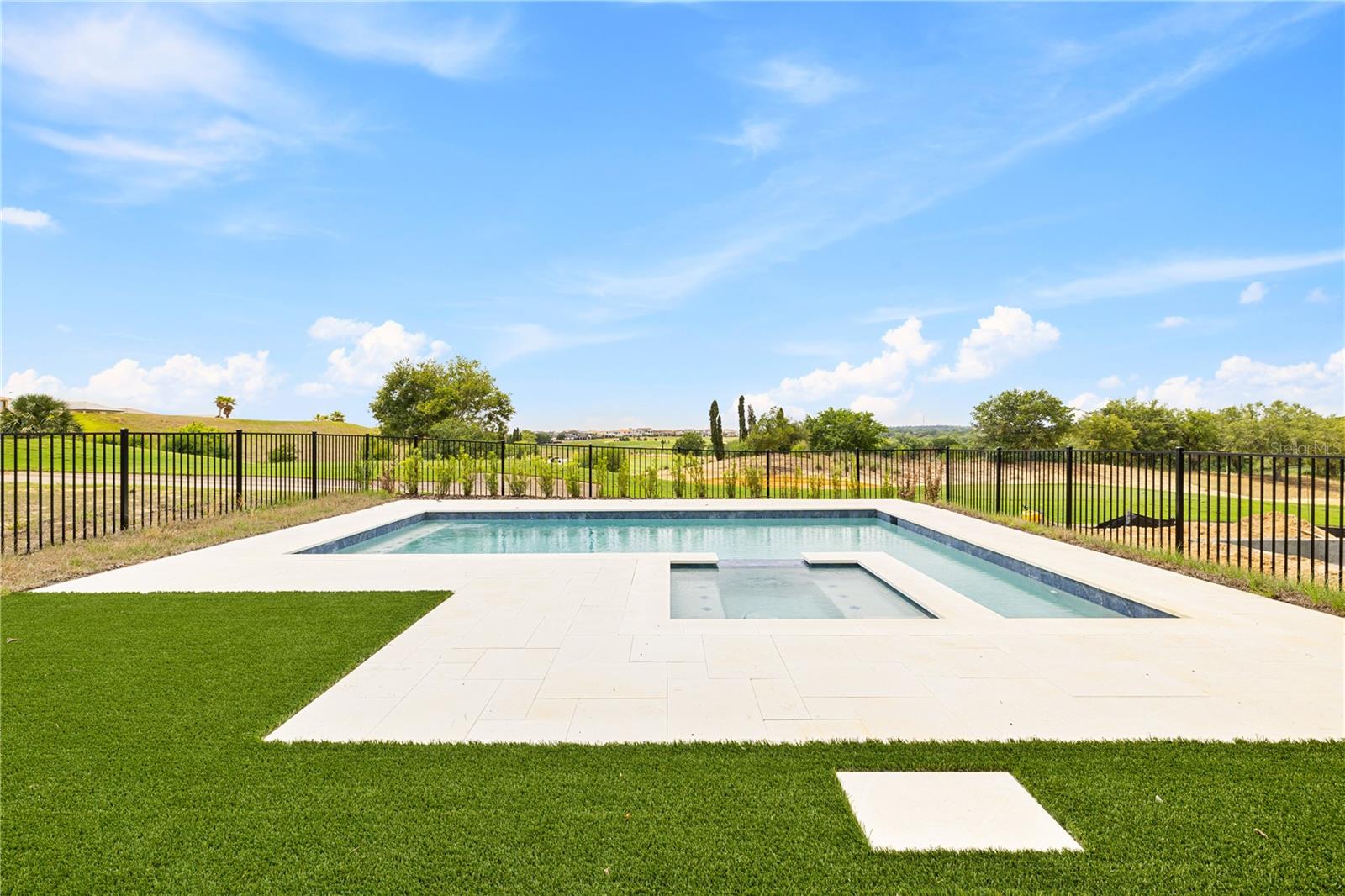 BELLA COLLINA WEST SUB - Residential