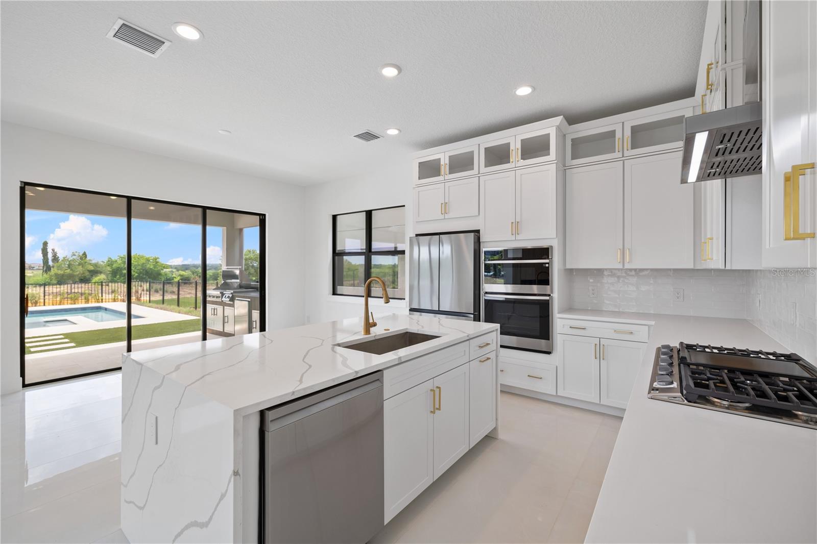 BELLA COLLINA WEST SUB - Residential
