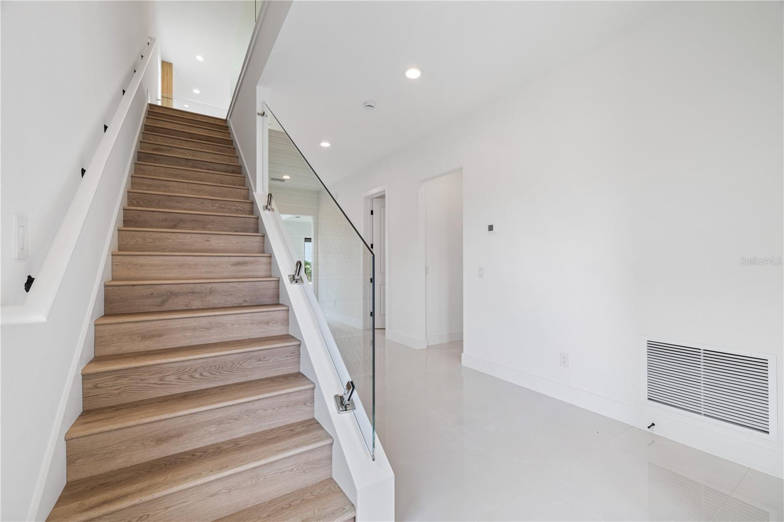 BELLA COLLINA WEST SUB - Residential