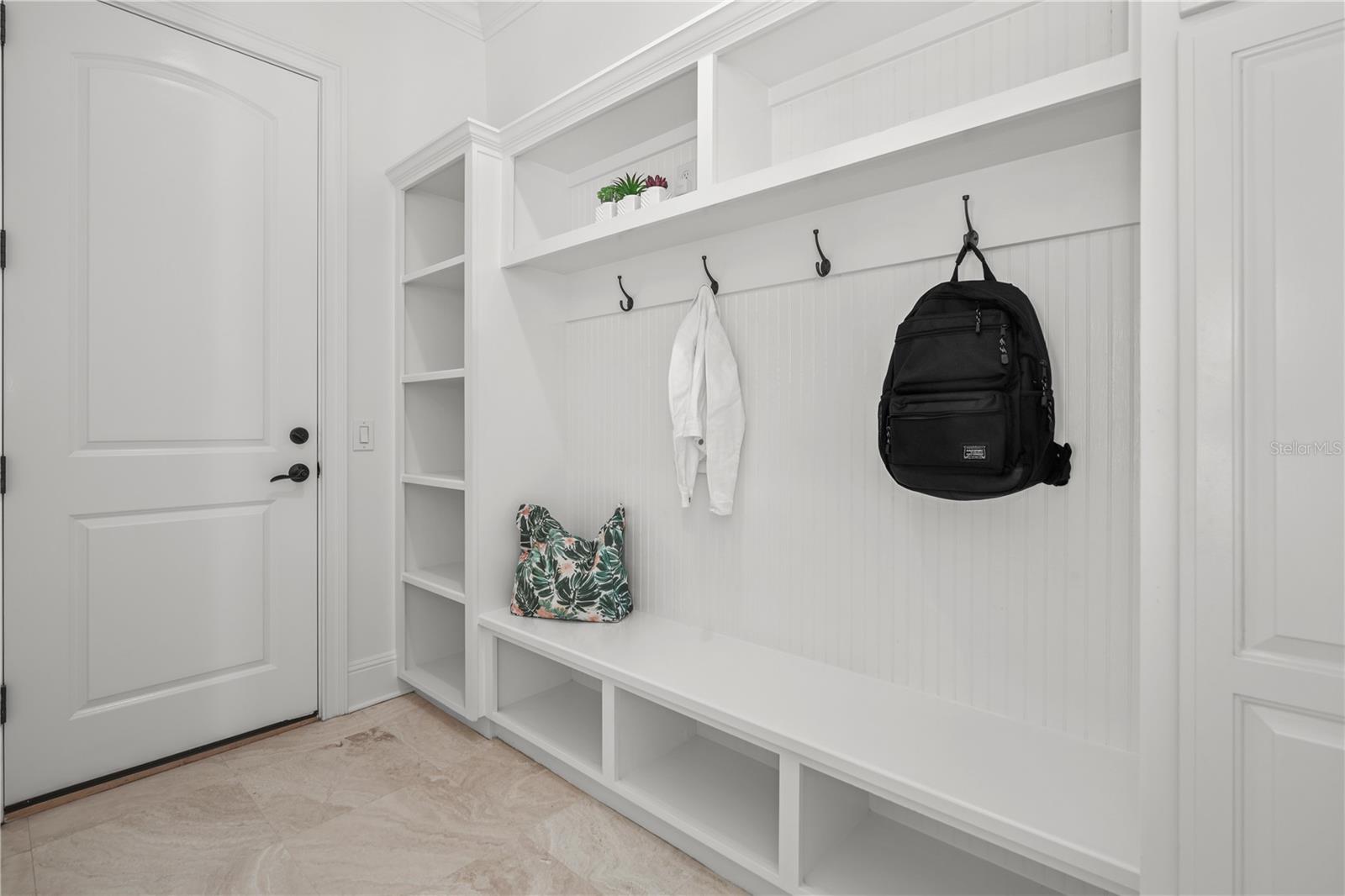 DAVIS ISLANDS - Residential