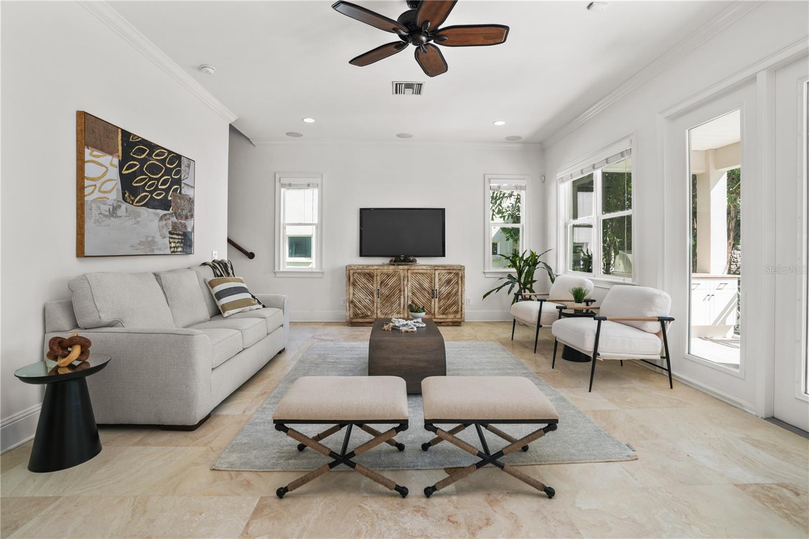 DAVIS ISLANDS - Residential