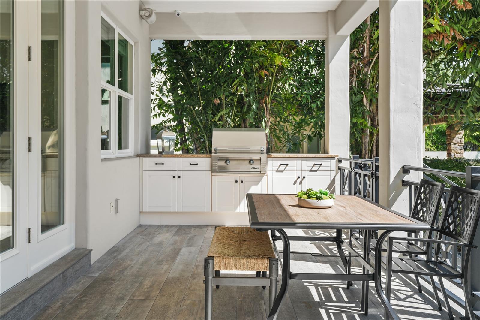 DAVIS ISLANDS - Residential