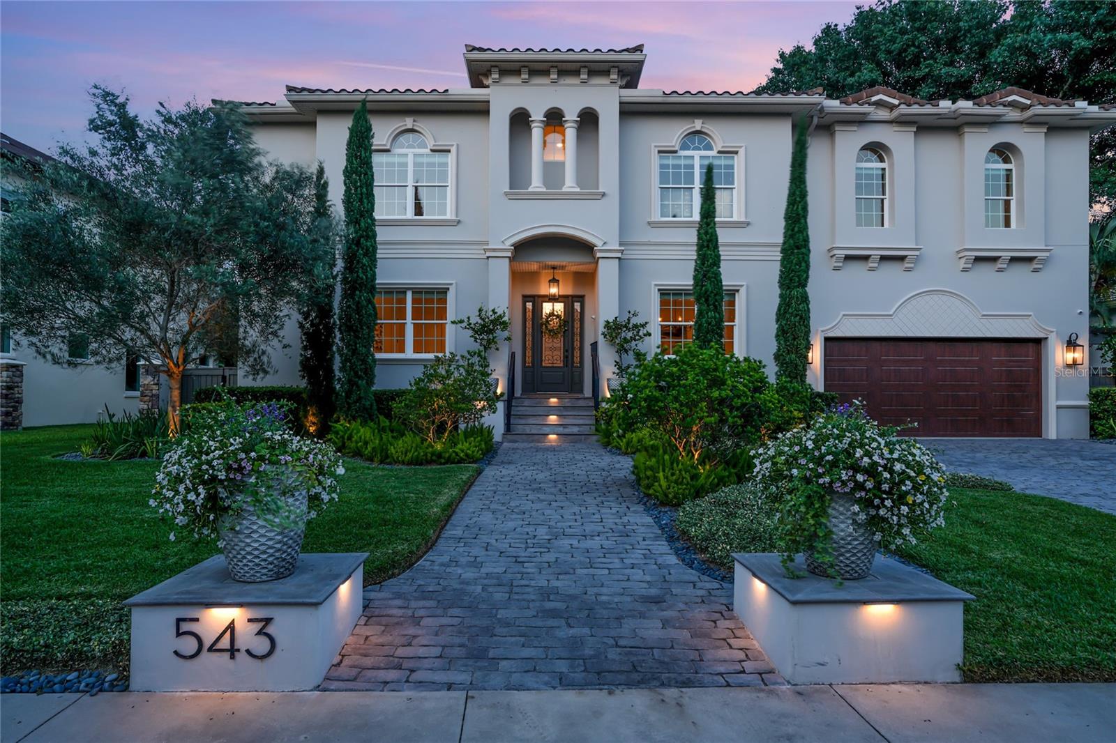 DAVIS ISLANDS - Residential