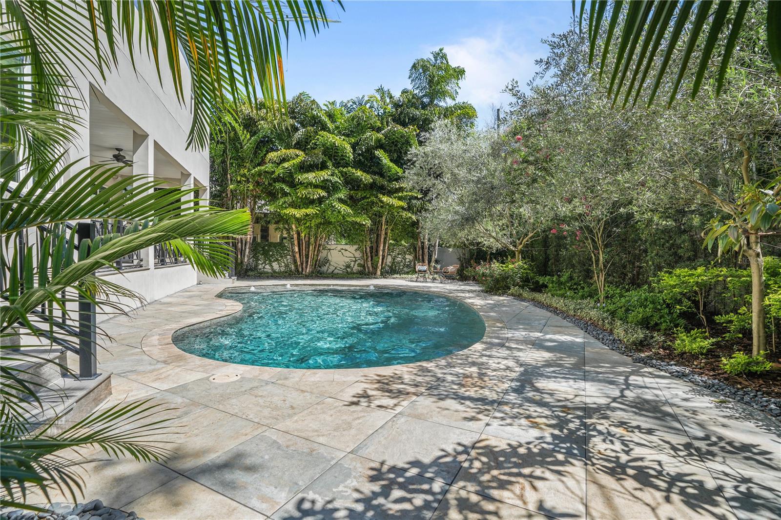 DAVIS ISLANDS - Residential