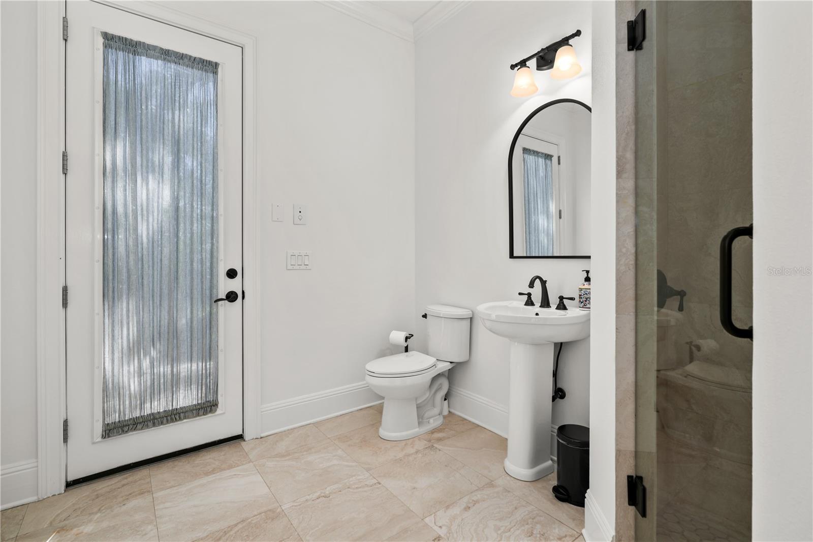 DAVIS ISLANDS - Residential