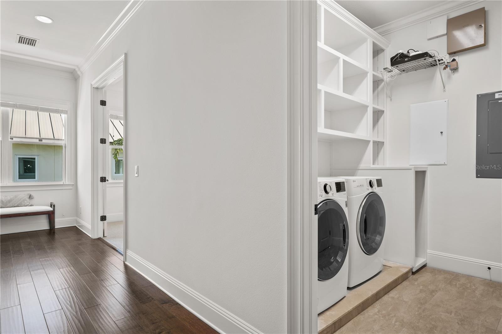 DAVIS ISLANDS - Residential