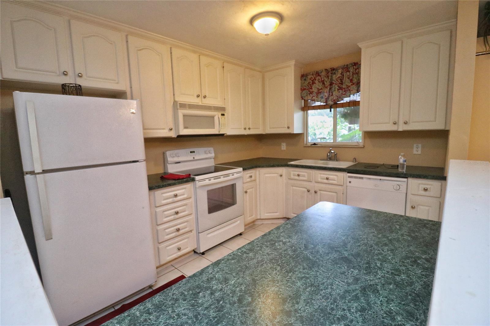 Florida Shores 01 - Residential