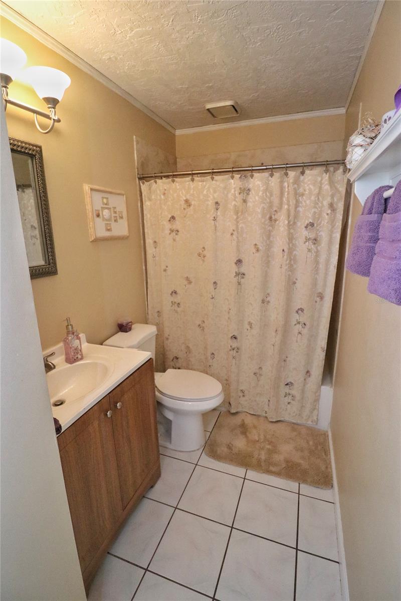 Florida Shores 01 - Residential