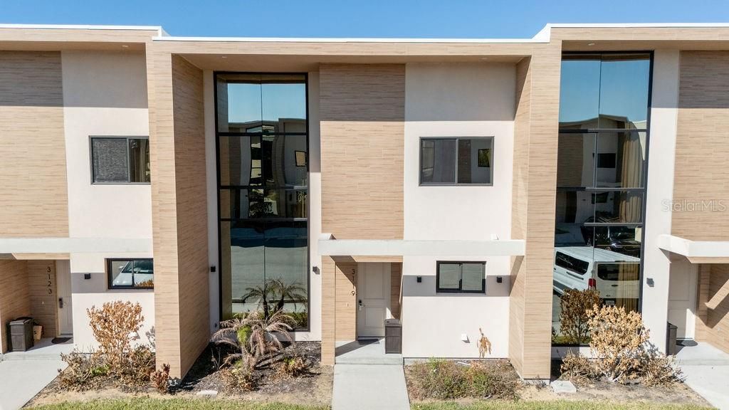 Photo of 3119 Rockefeller Way, Kissimmee, FL 34747 (MLS # O6385107)