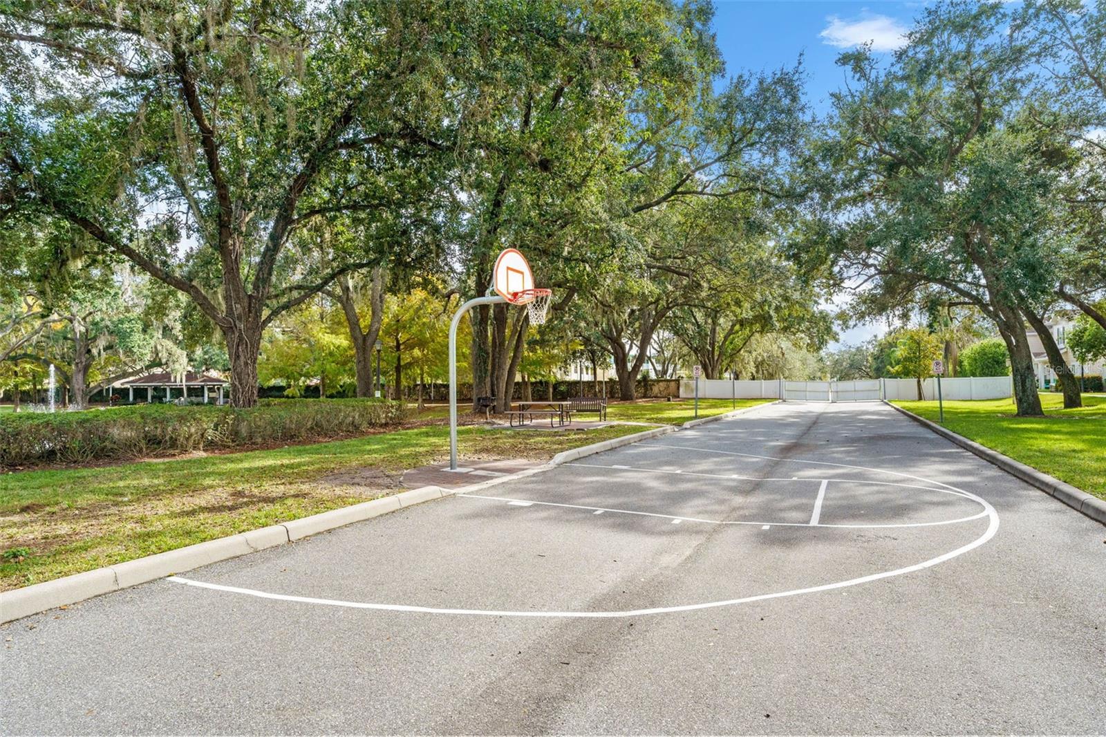 WEST LUCAYA VILLAGE - Residential