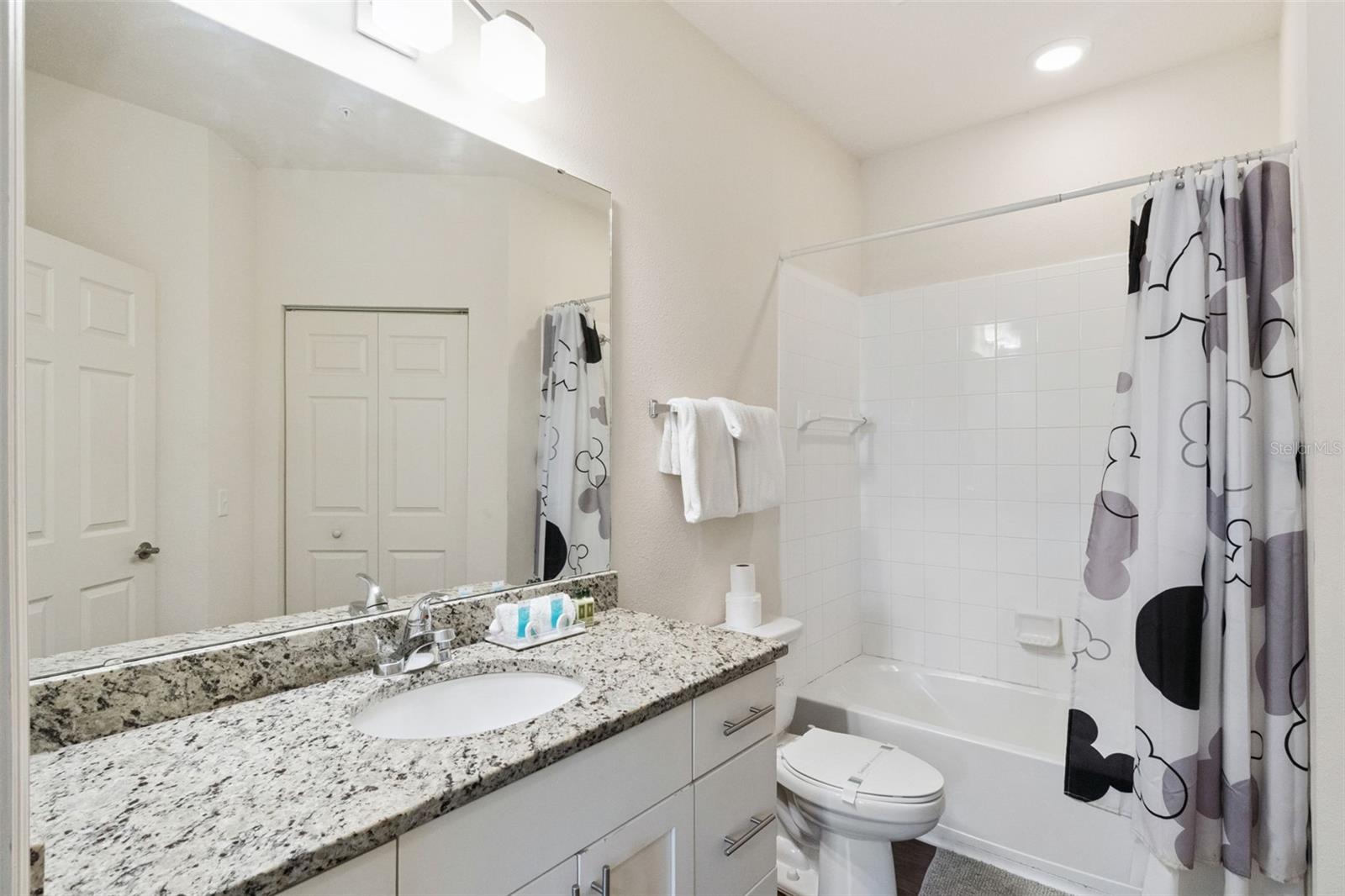 WEST LUCAYA VILLAGE - Residential