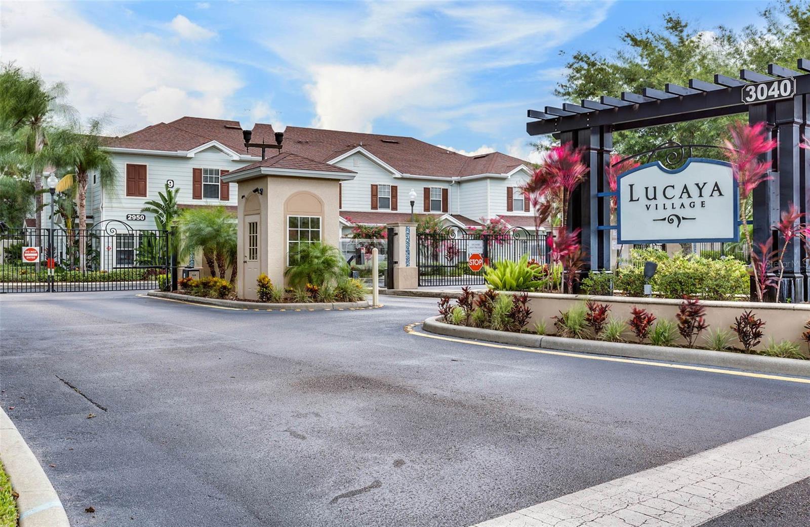 WEST LUCAYA VILLAGE - Residential