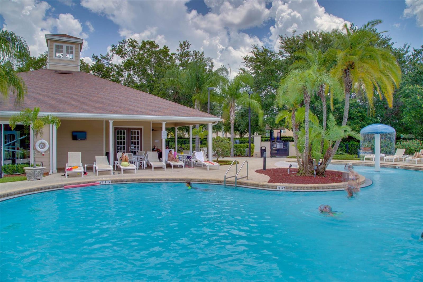 WEST LUCAYA VILLAGE - Residential