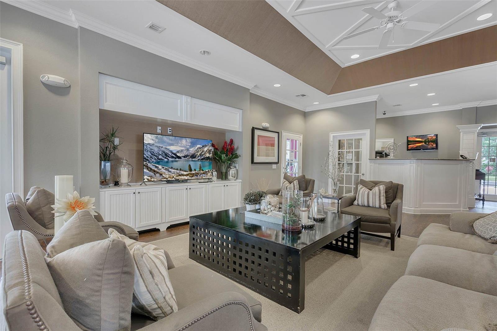 WEST LUCAYA VILLAGE - Residential