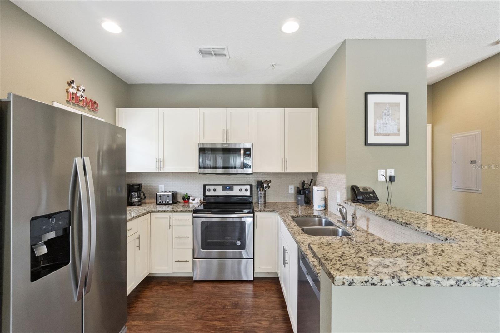 WEST LUCAYA VILLAGE - Residential