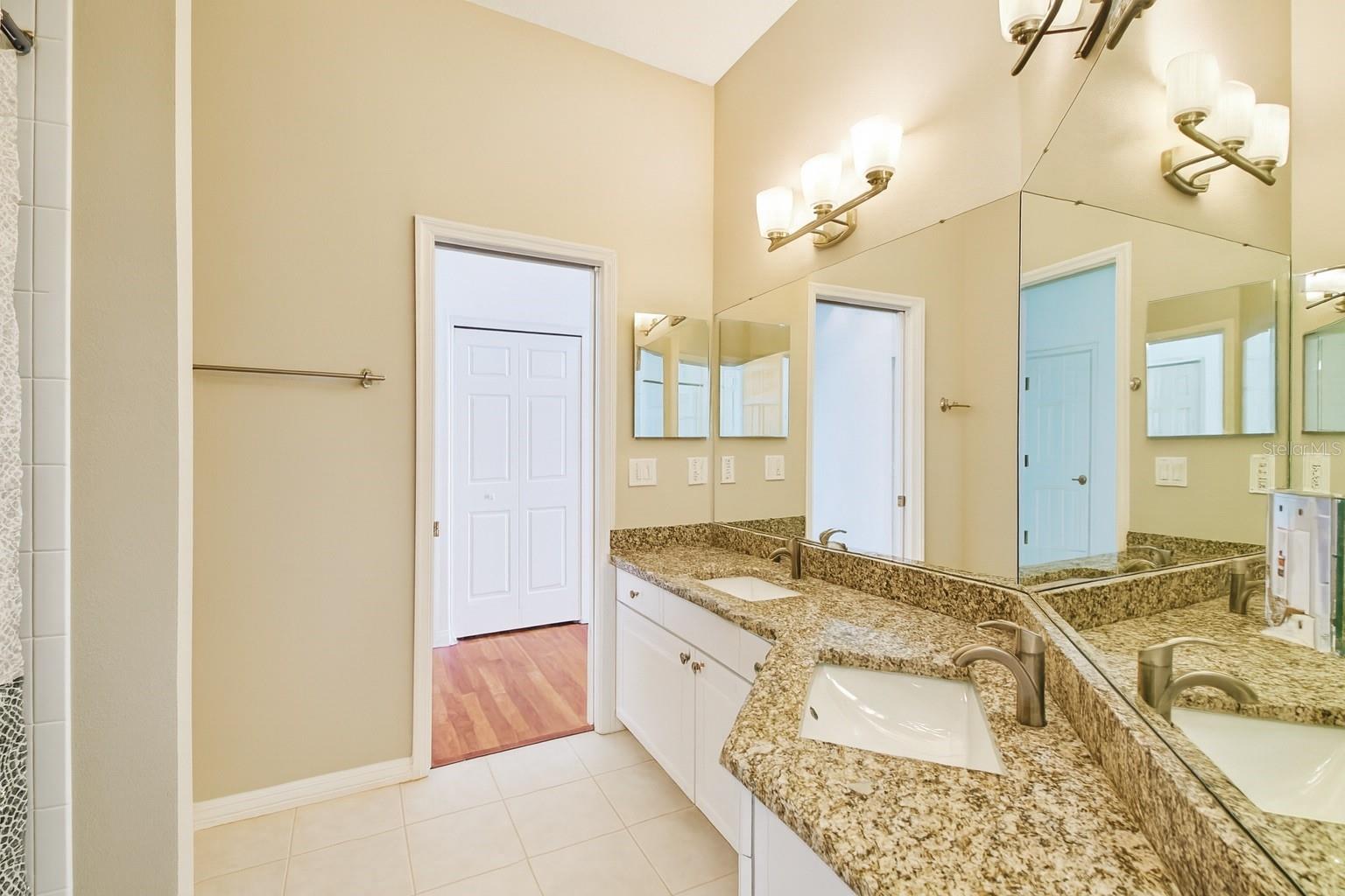 WATERCHASE - Residential