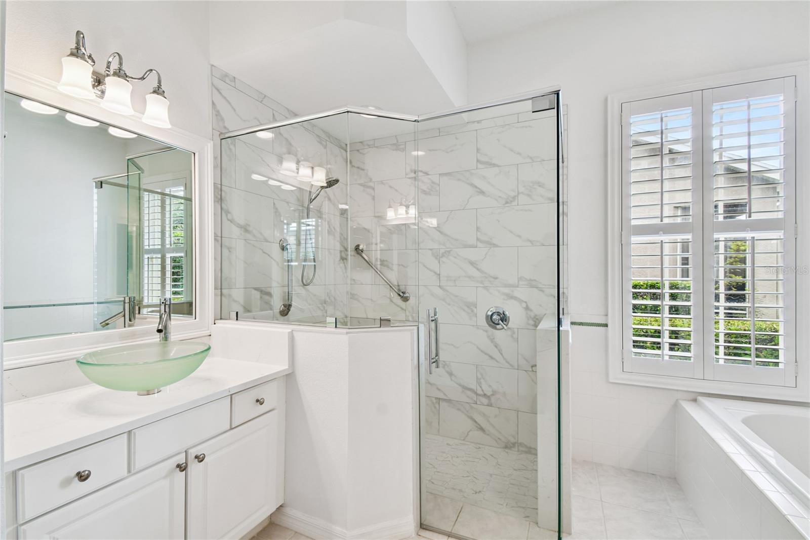 WATERCHASE - Residential