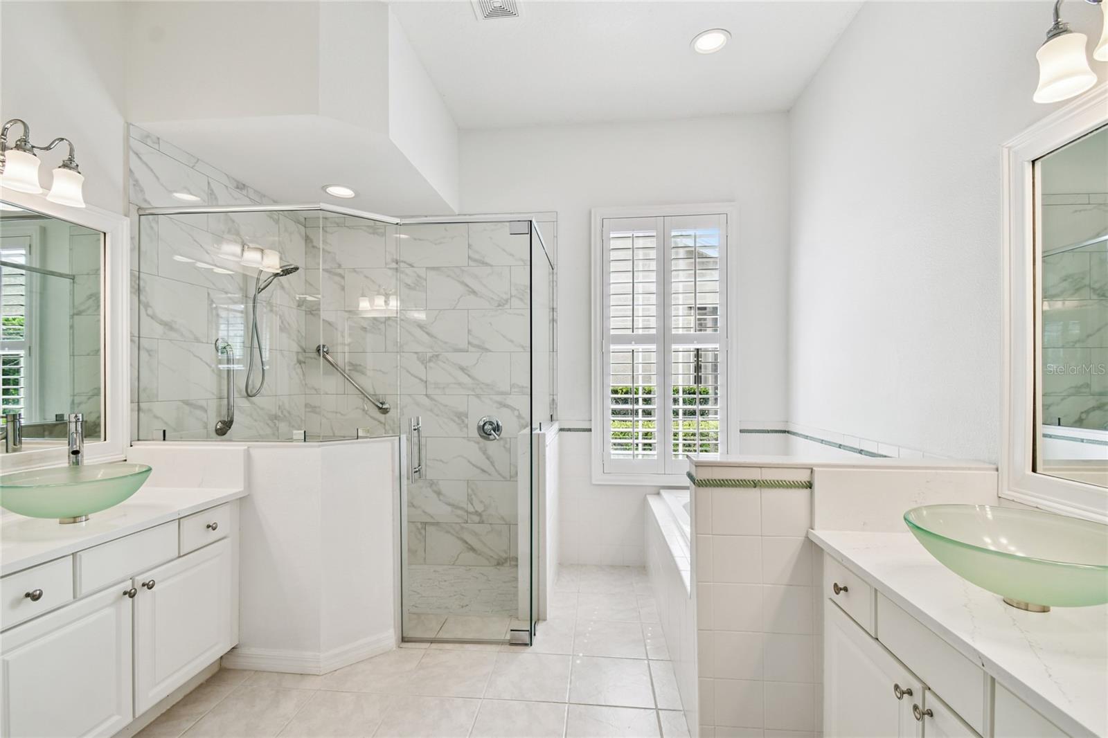 WATERCHASE - Residential