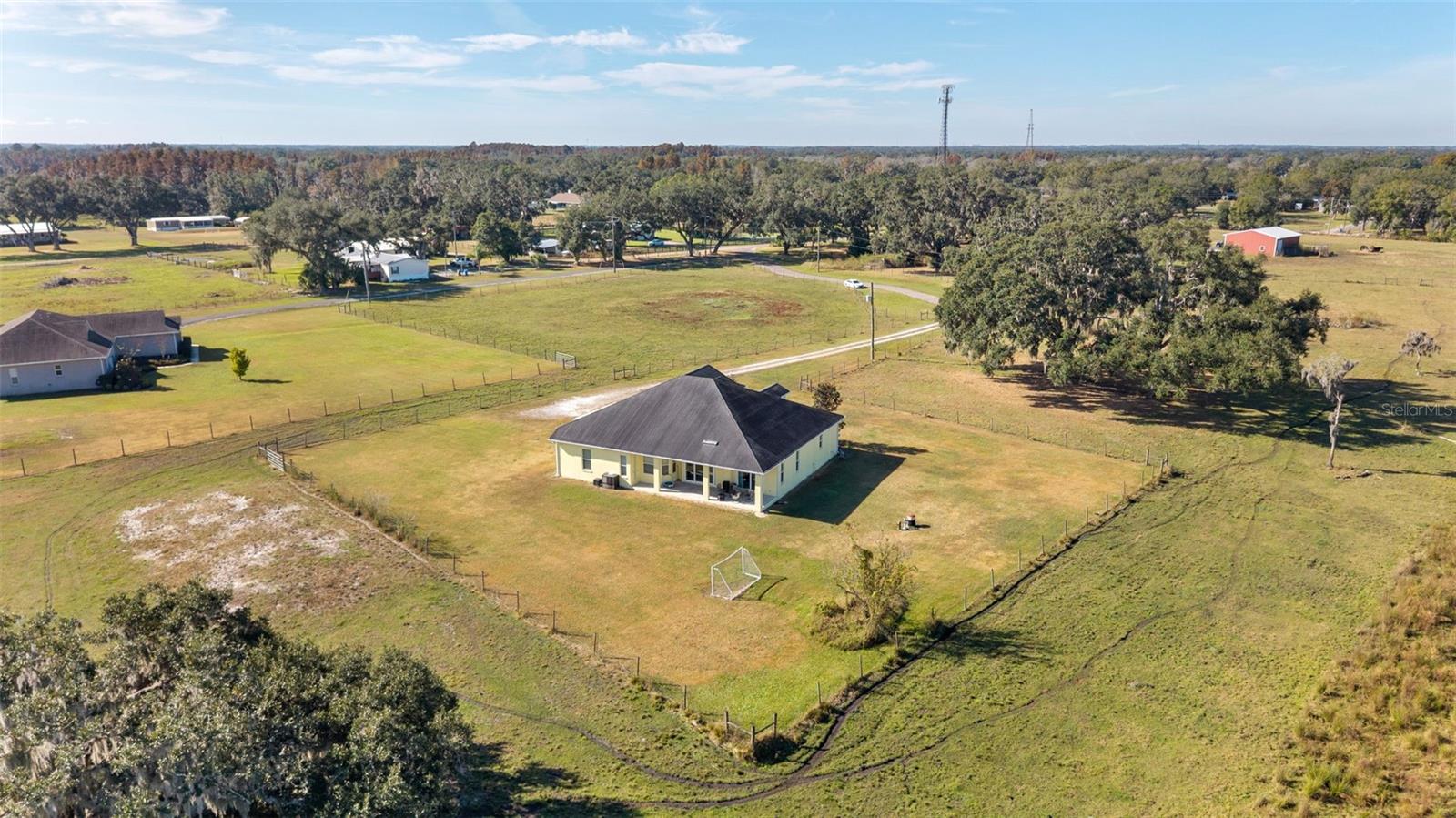 FRENCHS COUNTRY ESTATES - Residential