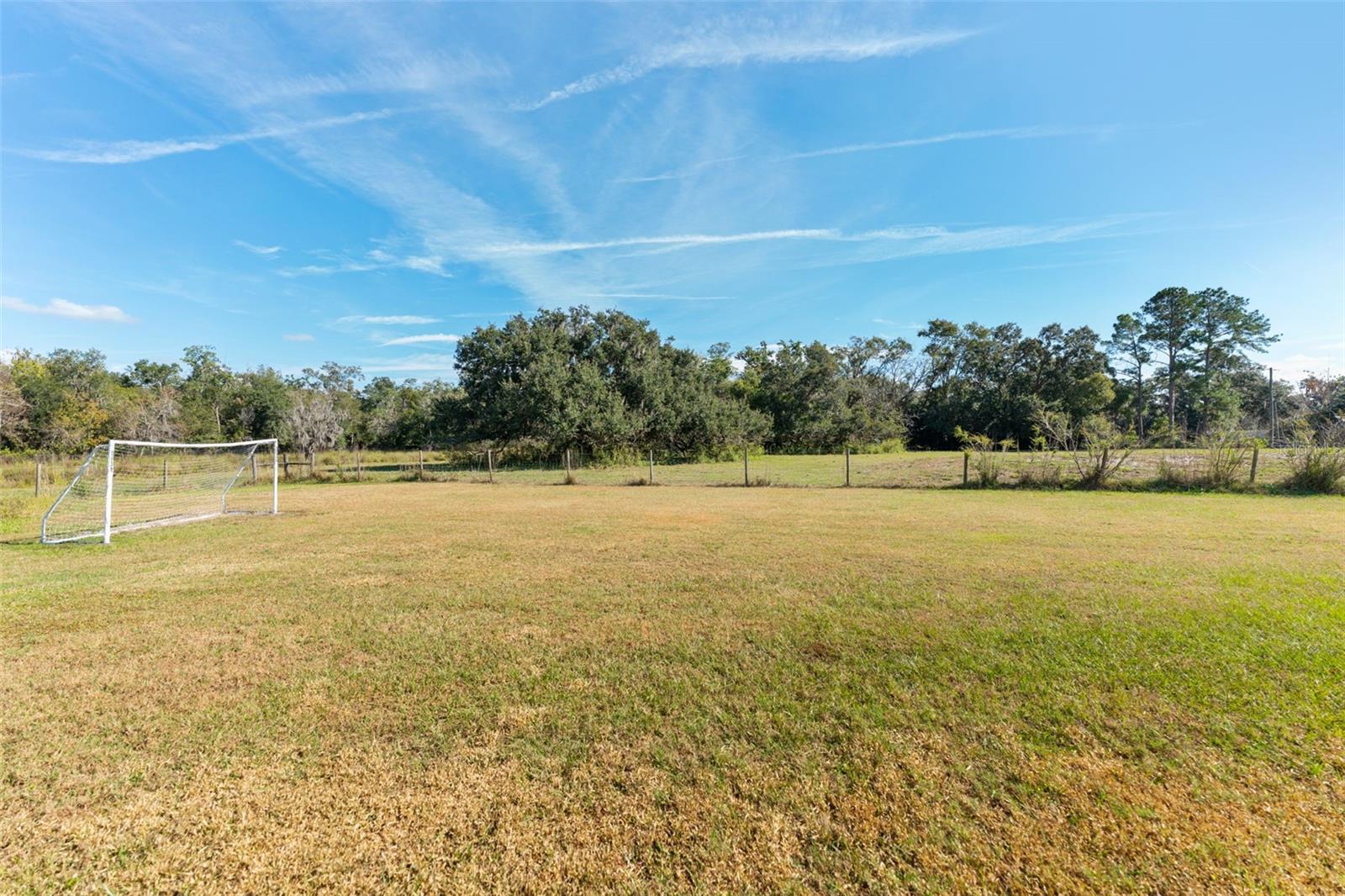 FRENCHS COUNTRY ESTATES - Residential