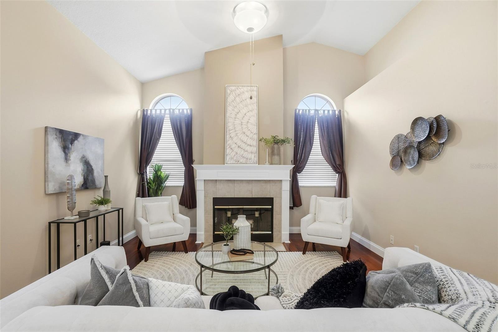 UNIVERSITY ESTATES - Residential