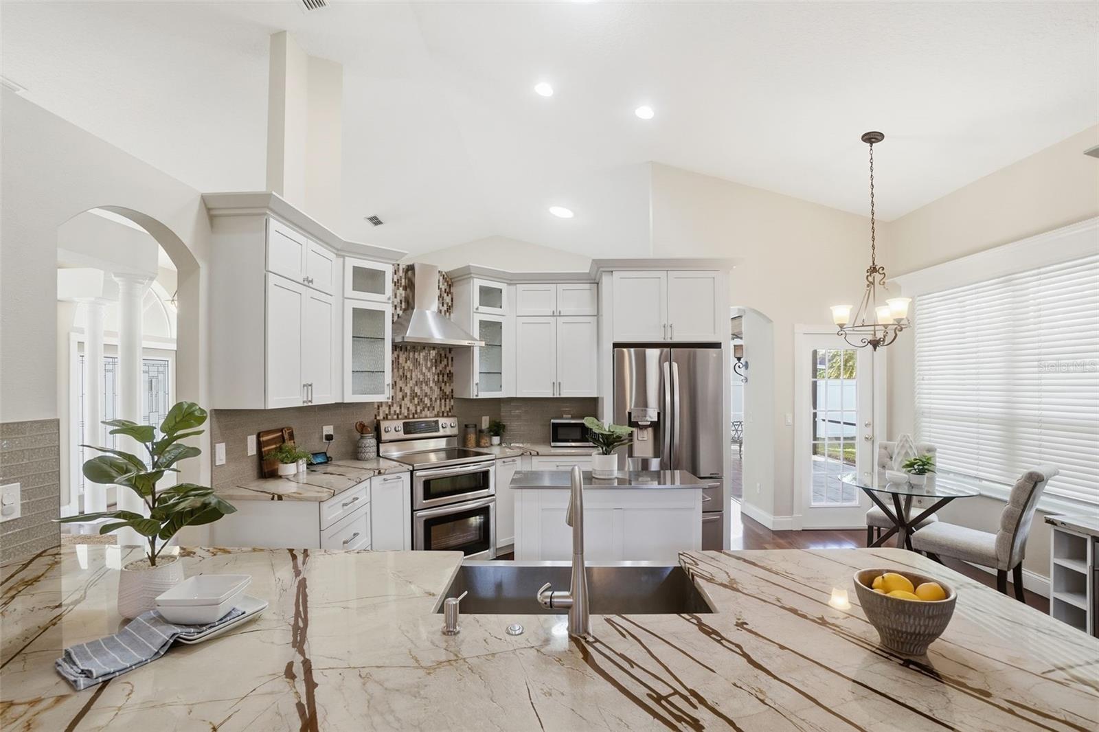 UNIVERSITY ESTATES - Residential