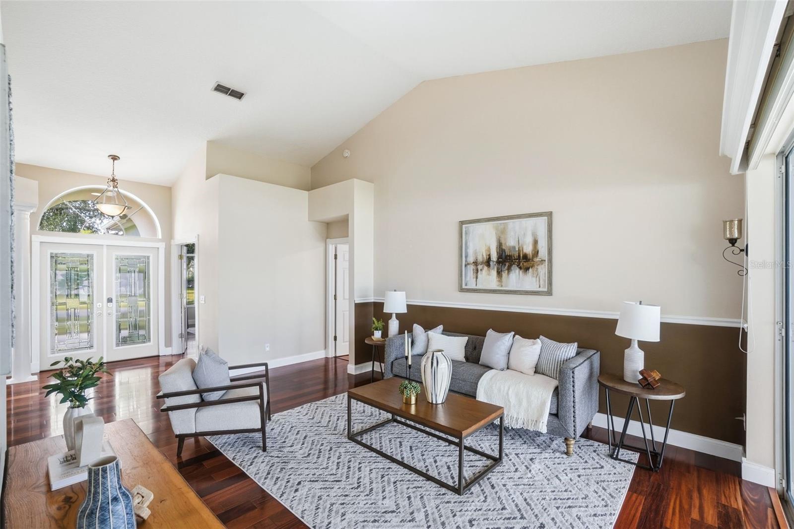 UNIVERSITY ESTATES - Residential