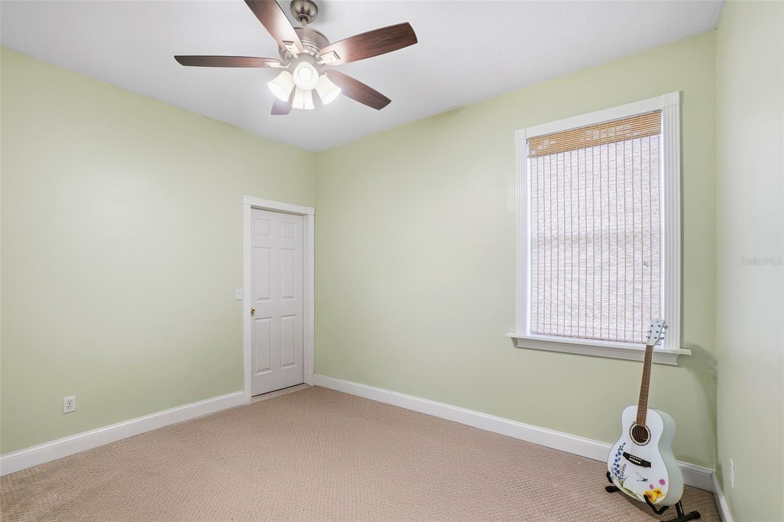 UNIVERSITY ESTATES - Residential